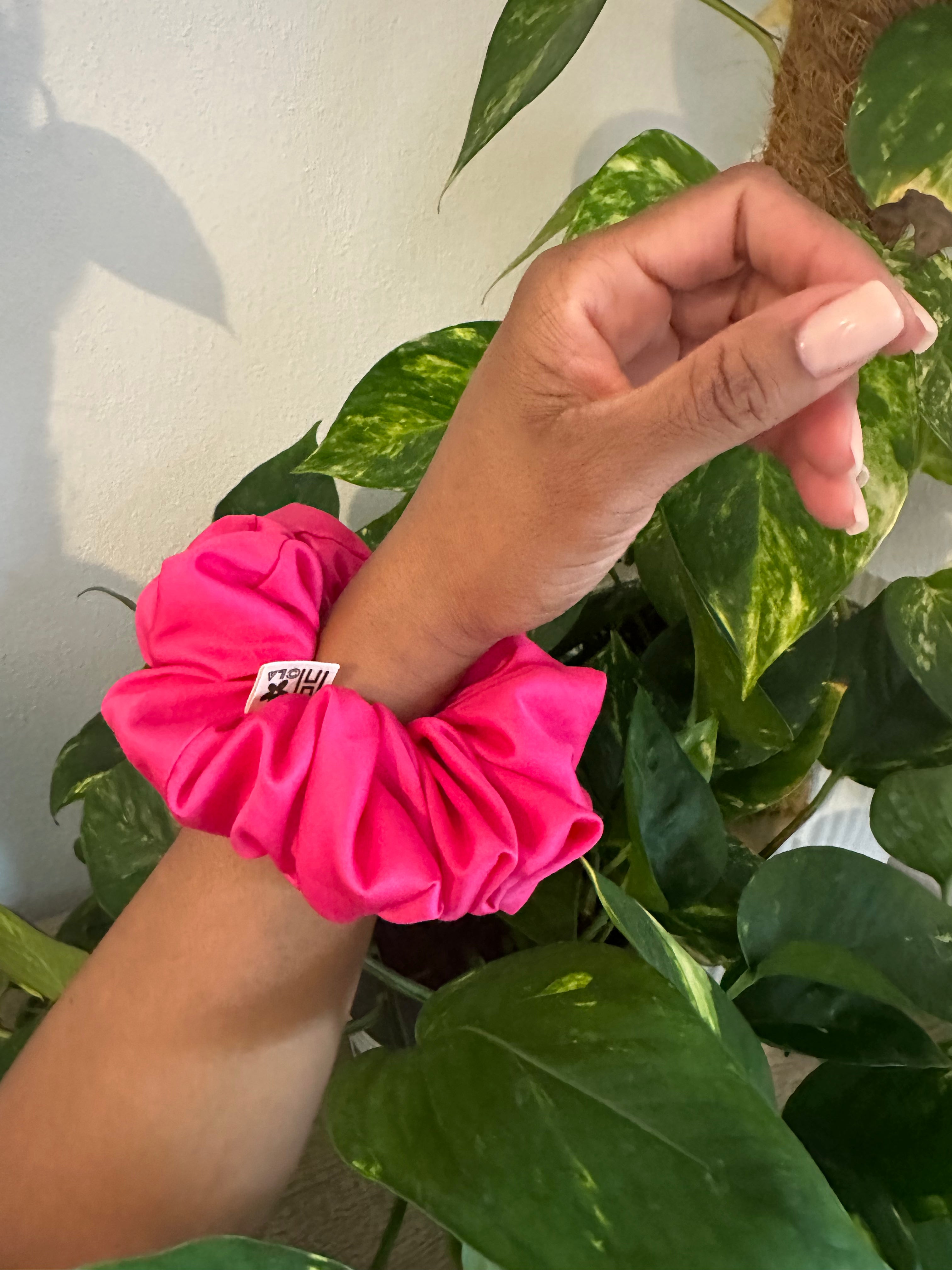 Handgemachte Scrunchies aus Baumwollstoff | Größen S M L Farben und Muster