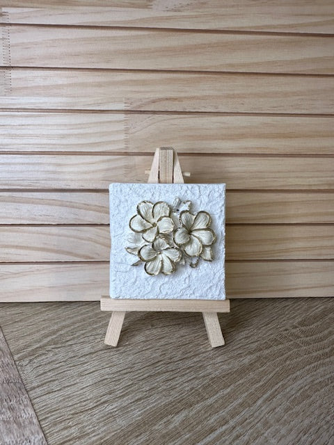Cuadro Minimalista Blanco con detalles de ramo de flores